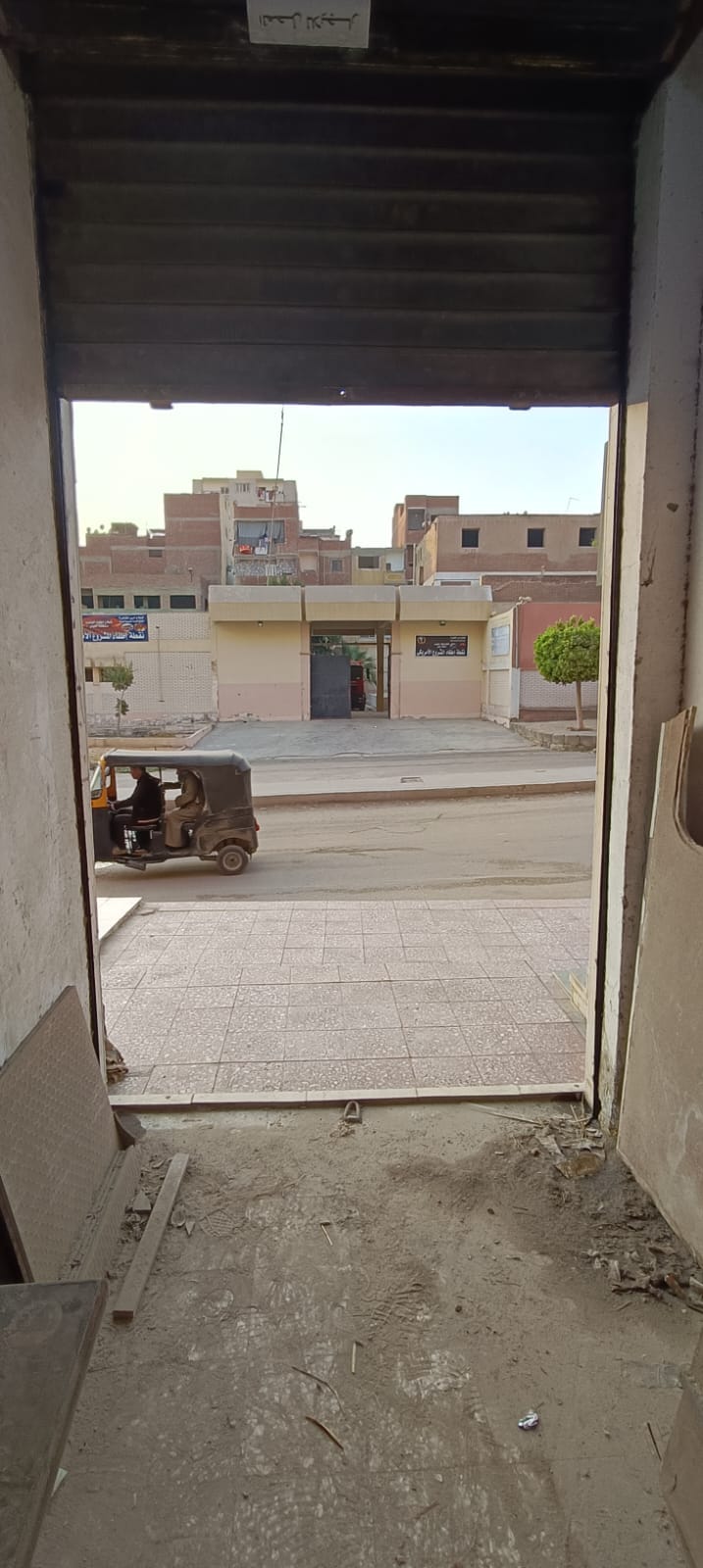 محل للايجار بحلوان شارع المطافي