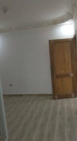 شقة مميزة للبيع بحلوان ( ناصية بحري صريحة) سوبر لوكس اول سكن